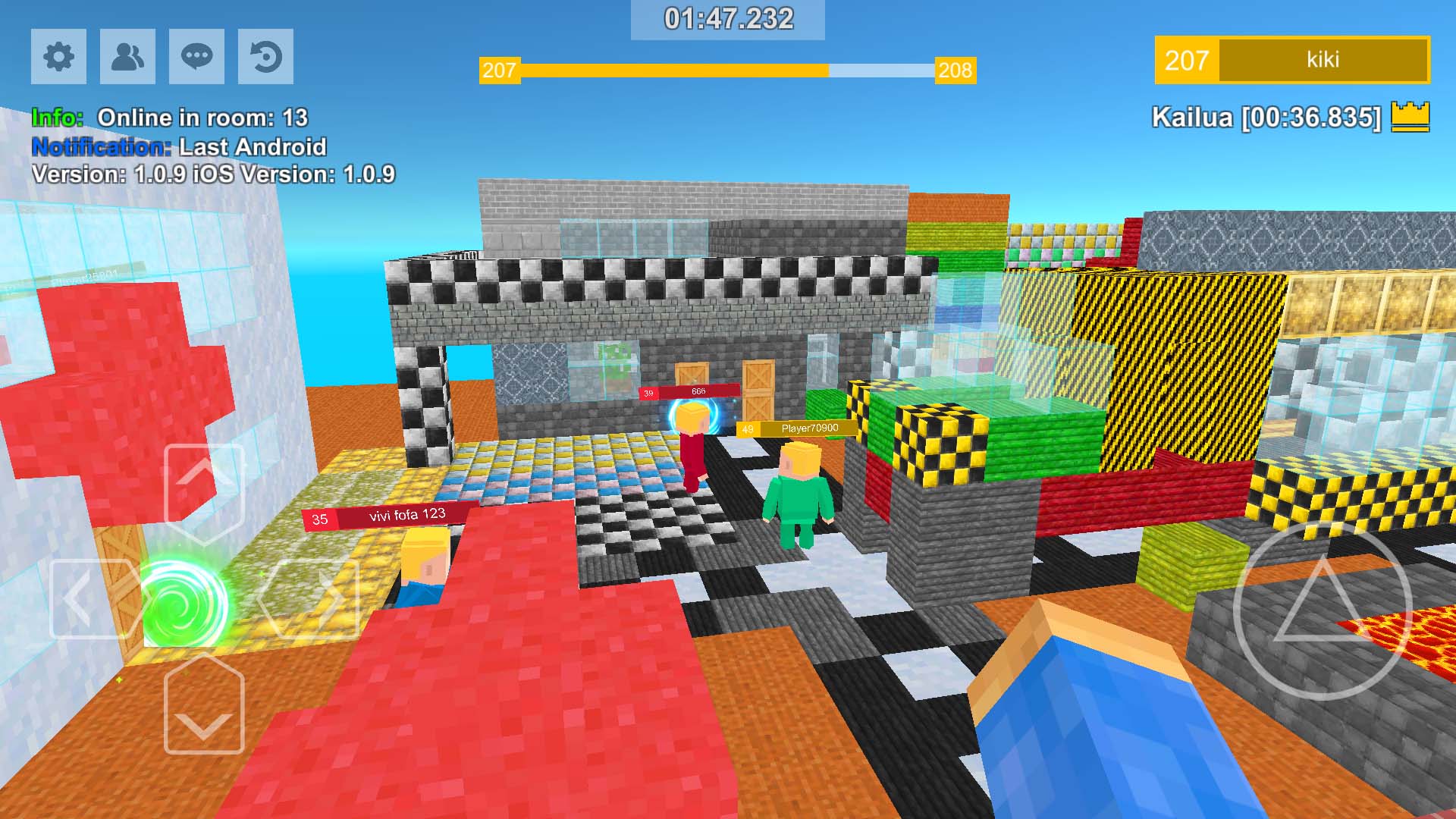 Parkour Craft gameplay: players exploring a colorful block-built obstacle course.